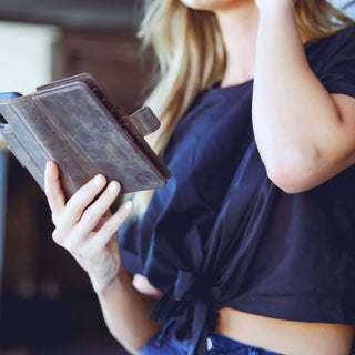 3 Reasons To Invest in the Best Leather iPhone Case - BlackBrook Case