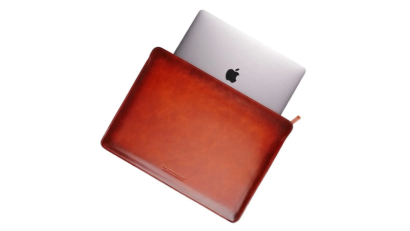 How Leather Ages: What Your MacBook Sleeve Will Look Like After a Year of Daily Use - BlackBrook Case