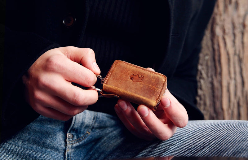The Benefits of Using an Airpods Pro Leather Case vs. Silicone