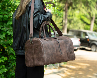 Dolly Full-Grain Leather Weekender Bag, Gray BlackBrook Case