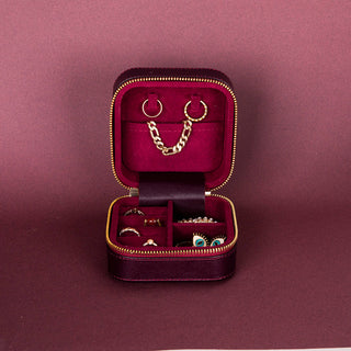 Amanda Full‑Grain Leather Jewelry Box, Lilac