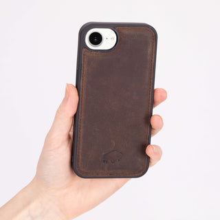 Modern York MagSafe Leather Case – iPhone 16e, Distressed Coffee