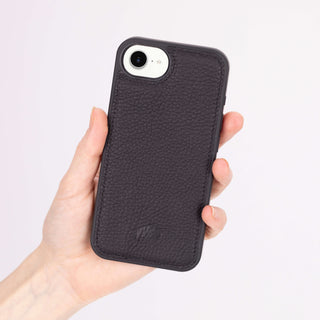 Modern York MagSafe Leather Case – iPhone 16e, Pebble Black