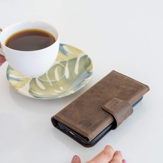 Leather Tri-Fold Wallet Case for iPhone 15 Plus - Premium Full Grain  Leather – BlackBrook Case