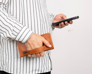 Aura Leather Women's Wallet, Golden Tan - BlackBrook Case