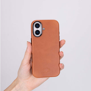 Barlow Leather MagSafe Case - iPhone 17, Tan - BlackBrook Case