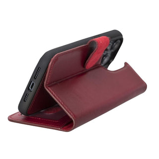 Carter Detachable Leather Wallet Case – iPhone 14 Pro, Red - UnBranded