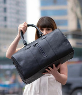 Dolly Full-Grain Leather Weekender Bag, Pebble Black - BlackBrook Case