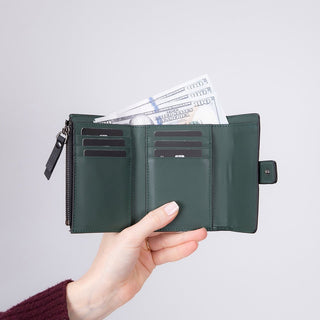 Elba Leather Women's Wallet, Black Green Band - UnBranded