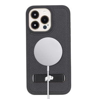 Reed Leather Snap‑On Case with Stand – iPhone 15 Pro, Pebble Black - BlackBrook Case