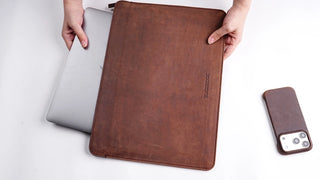 Full-Grain Leather MacBook Sleeve 13/14 inch in Distressed Coffee