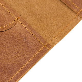 Voyager Leather Passport Wallet - Bouletta