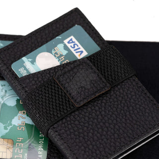 Wade Detachable Mini Wallet – Full‑Grain Leather, RFID Blocking, Pebble Black - BlackBrook Case