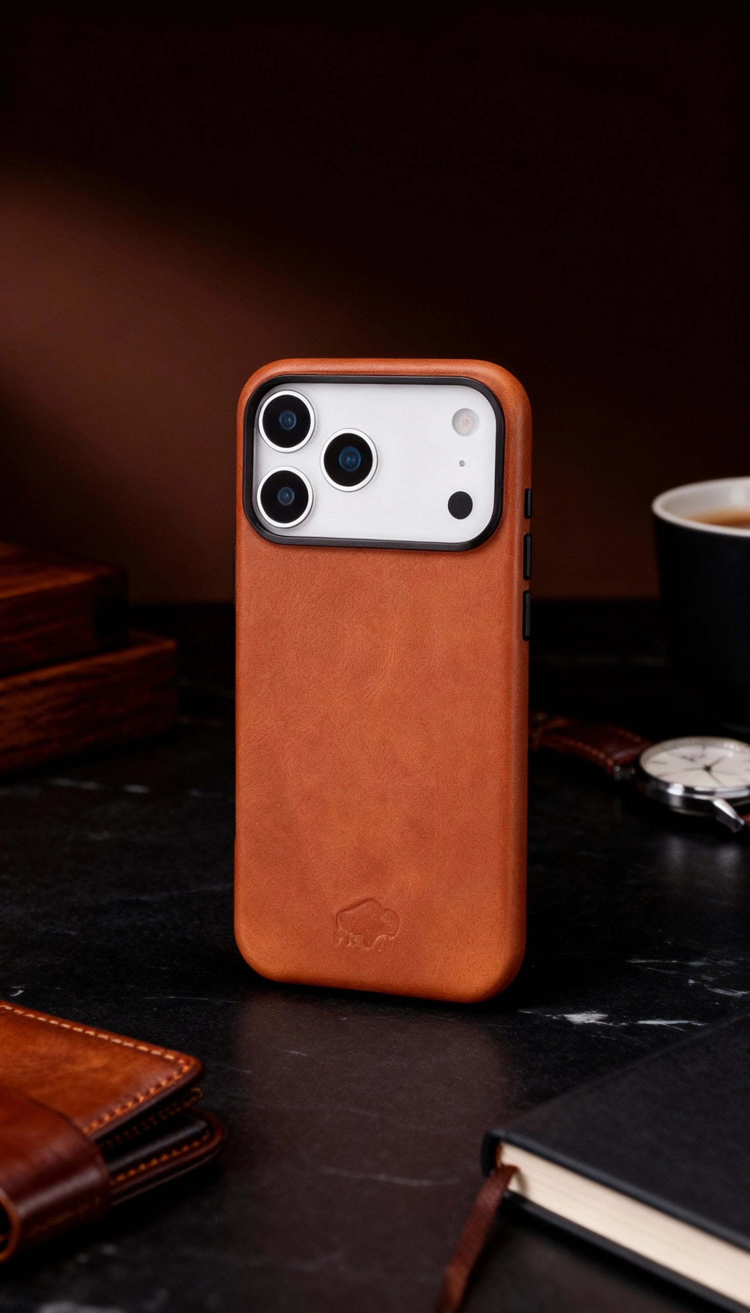 Why a Leather Phone Case Makes the Perfect Father's Day Gift